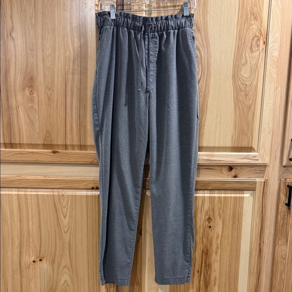 Abercrombie & Fitch Gray Pull On Business Casual Elastic Waist Dress Pants SizeM